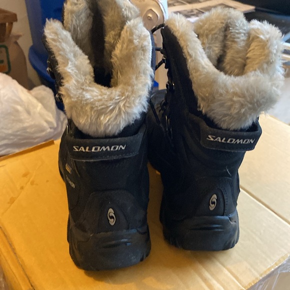 Solomon waterproof black hiking boots 8 - Picture 4 of 5